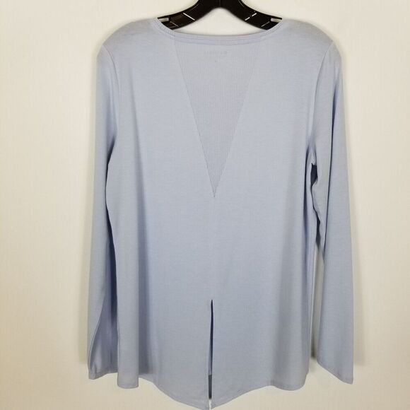 Athleta Essence Semi Fit Long Sleeve Top Sz M  Blue Slit Back Casual Athletic - Picture 4 of 6